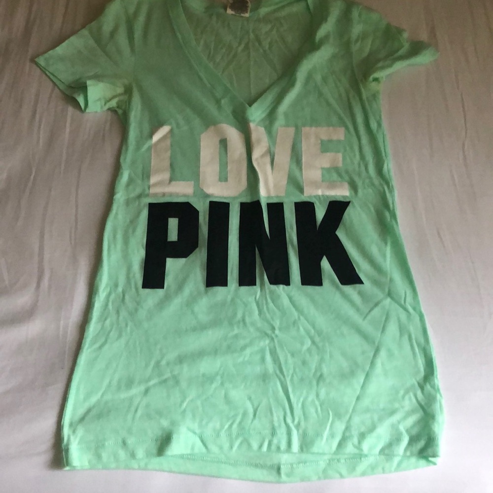 Victoria Secret Pink t-shirt